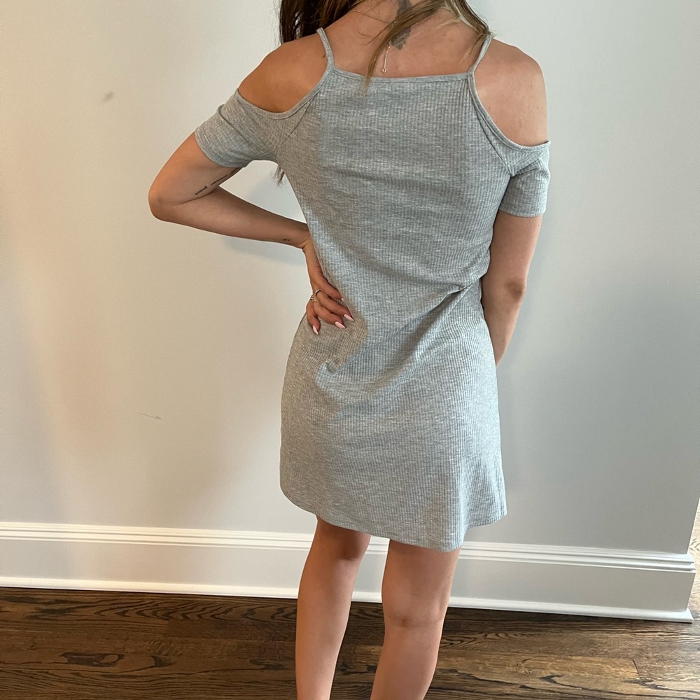 H&M Divided Ribbed Dress - Picture 3 of 4